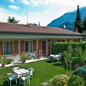 Casa Facchinetti Orange Appartamento Malcesine